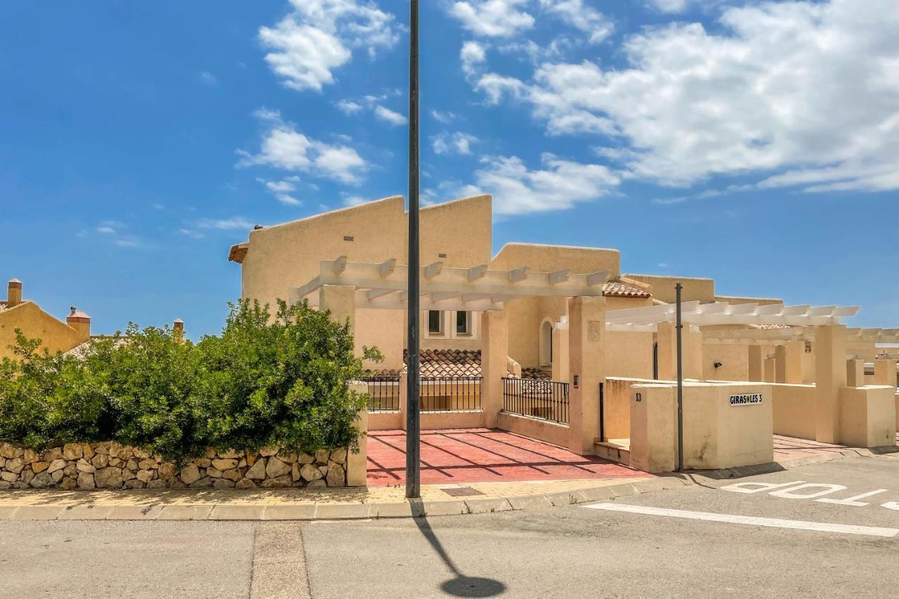 卡尔佩Charming Townhouse With Sea Views & Pool In Altea别墅 外观 照片