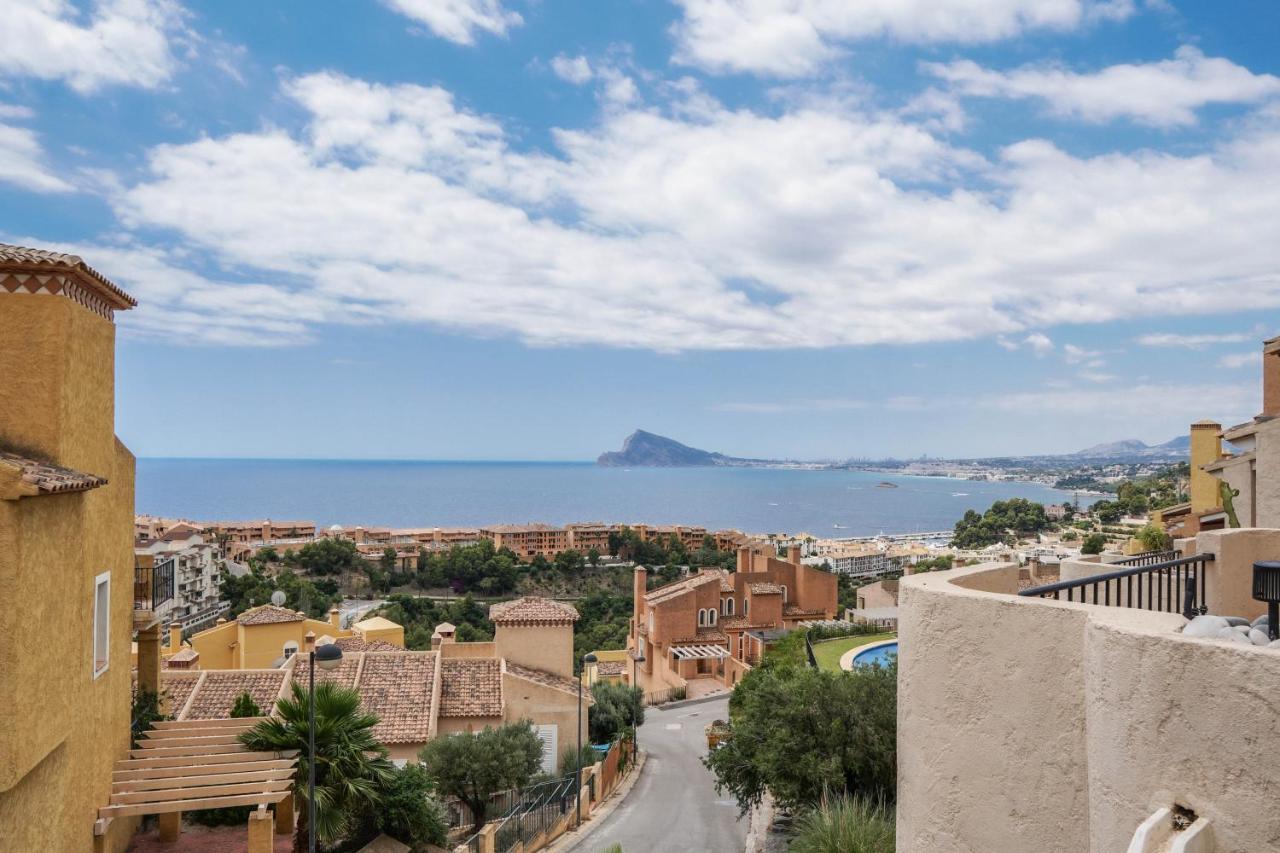 卡尔佩Charming Townhouse With Sea Views & Pool In Altea别墅 外观 照片